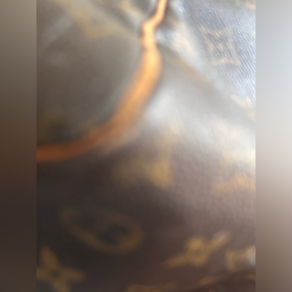 Authentic Vintage Louis Vuitton Keepall 60. With luggage tag and combo lock - Picture 12 of 14